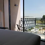 Oporto Fly Hotel Maía