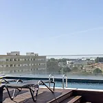 Oporto Fly Hotel Maía