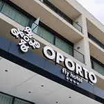 Отель Oporto Fly 4*