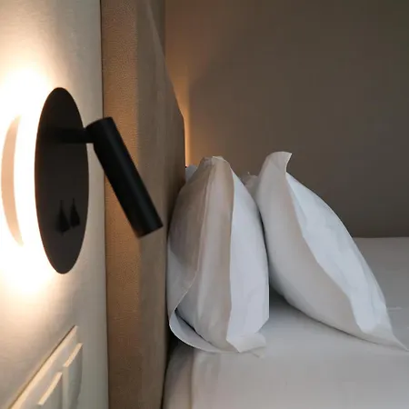 Oporto Fly Hotel 4*