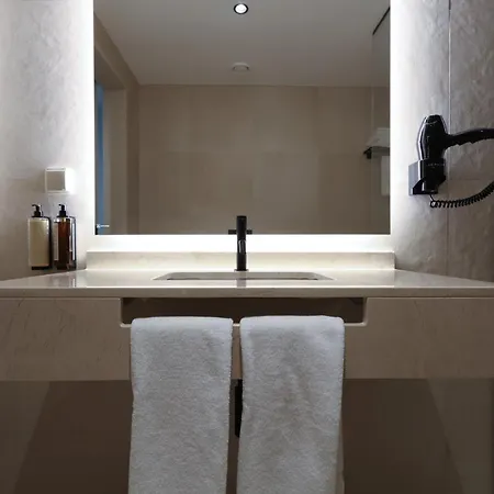 Oporto Fly Hotel