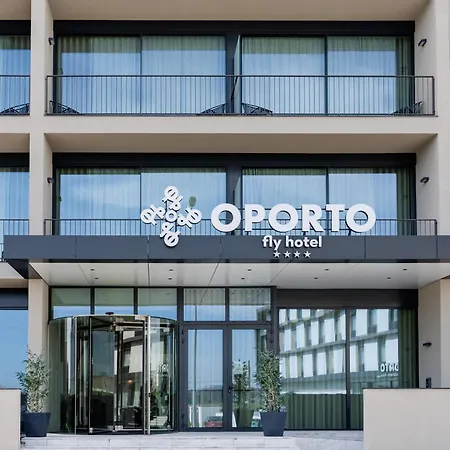 Oporto Fly Maía