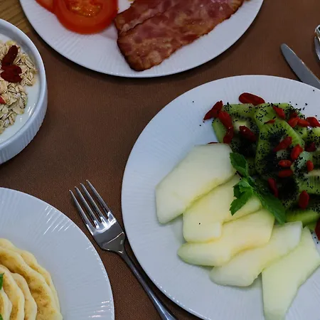 Отель Oporto Fly 4*