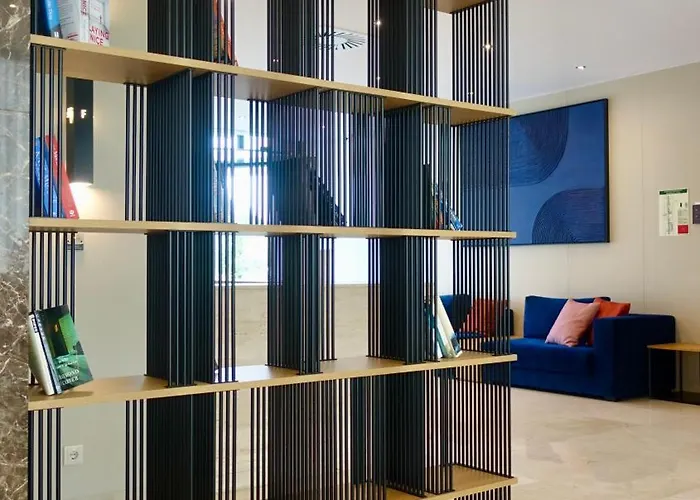 Oporto Fly 호텔 4*