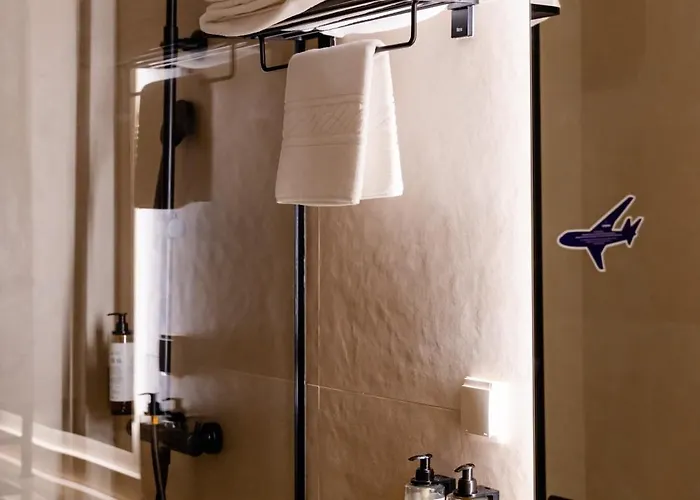 Oporto Fly Hotel Maía